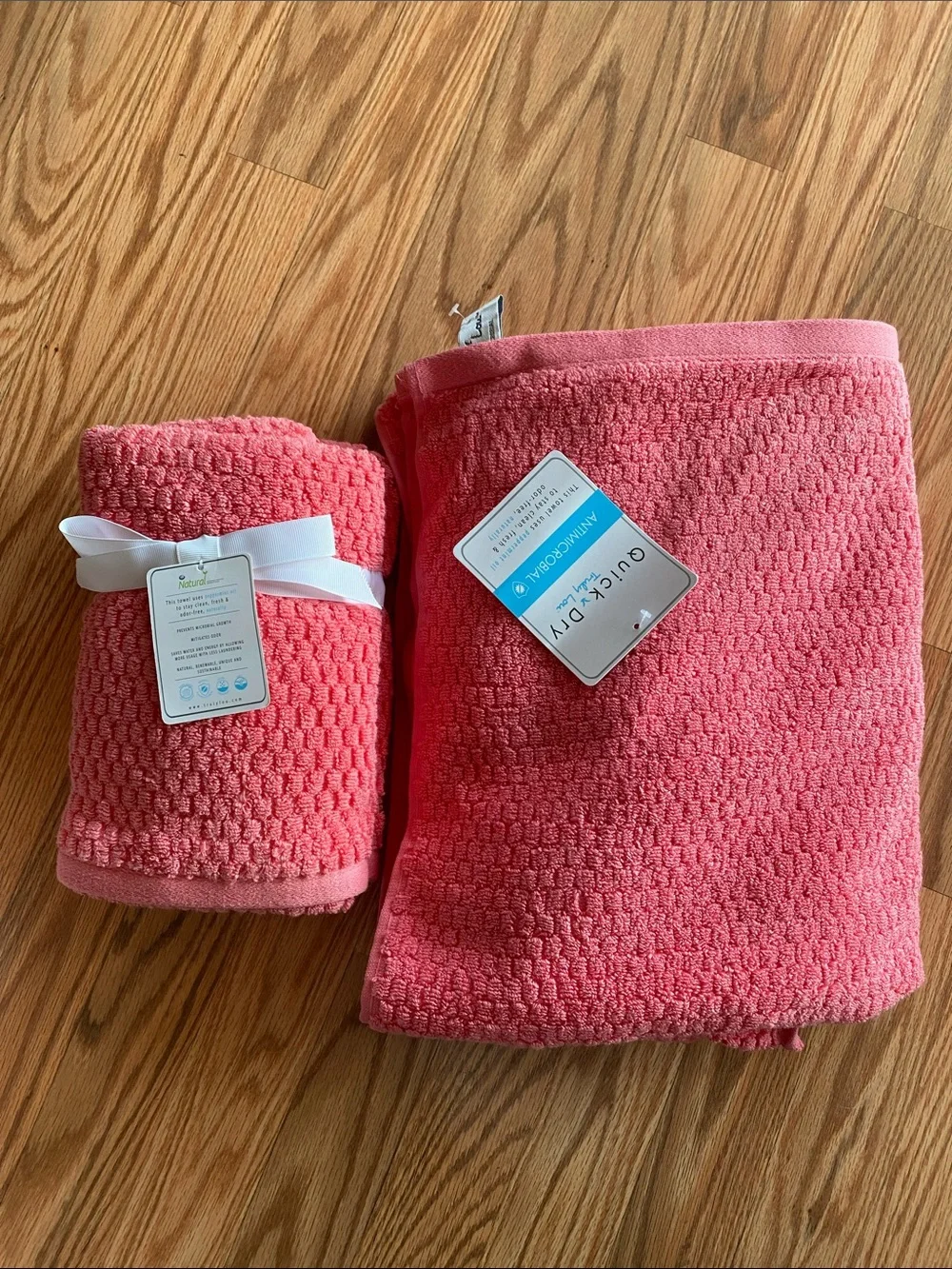 Truly Lou Coral Pink Textured Bath Towel & Hand Towel Set NWT Cottage
